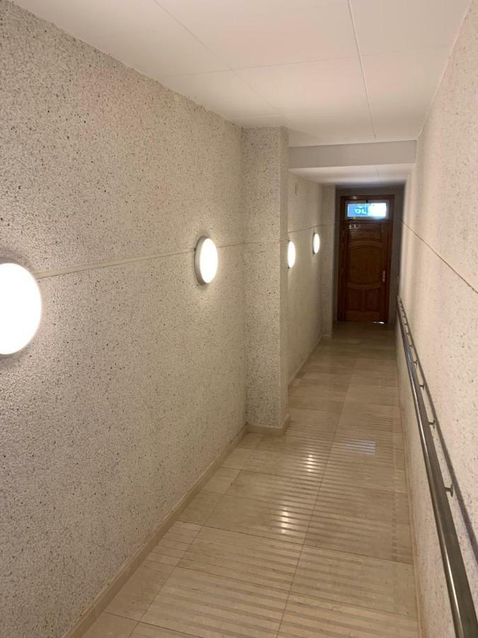 Apartamento Cambrilsfornia Apartman Kültér fotó